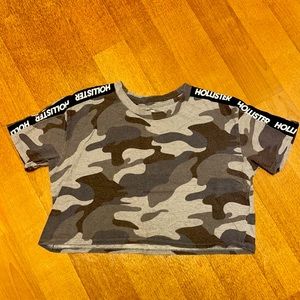 Hollister camo crop top size S gray
